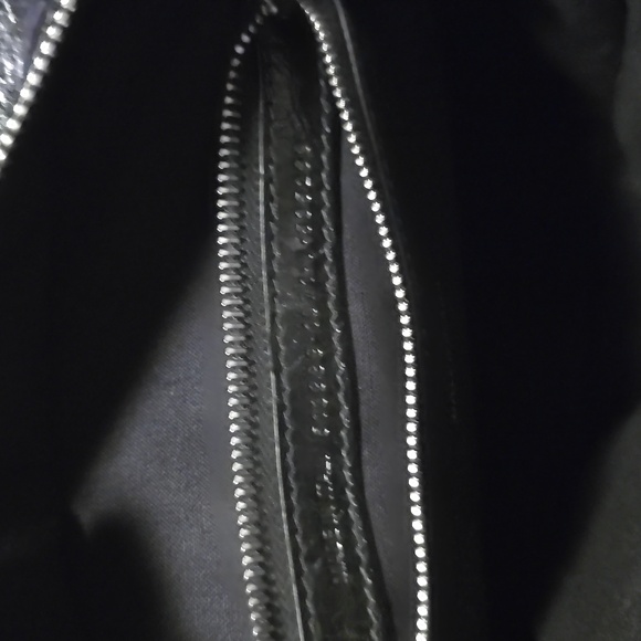 Balenciaga - Picture 12 of 16